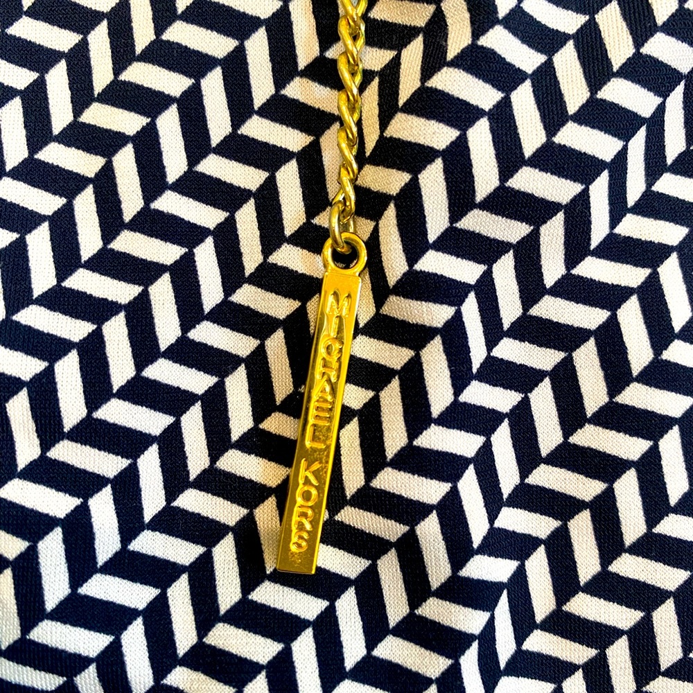 Michael Kors High Front, Hang Back with Gold accent shirt - Picture 4 of 5